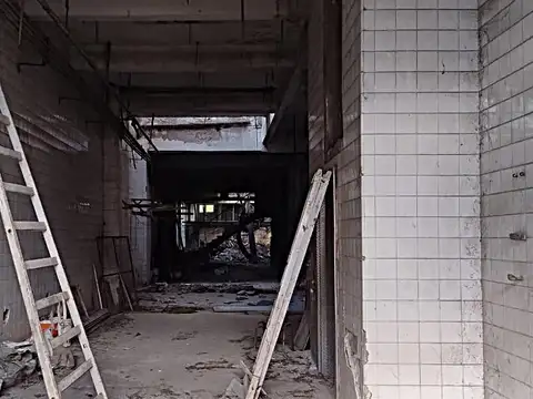 Galpon en Venta en Mataderos, USD 260.000