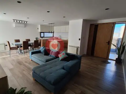 Casa 4 ambientes con 3 baños