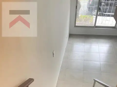 Depto Tipo Casa en Alquiler en San Isidro Centro, $ 1.600.000