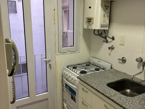 Departamento en Alquiler en Recoleta, $ 700.000