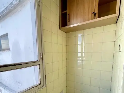 Departamento de 2 ambientes al frente con balcon