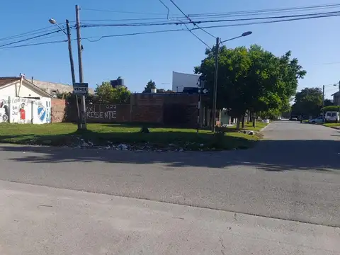 Lote GRECIA 1100, ESQUINA BALCARCE SE VENDE O ALQUILA 