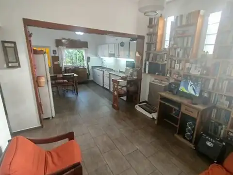 VENTA CASA 4 AMB TEMPERLEY APTO CREDITO PATIO