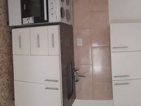 Depto Tipo Casa 2 ambientes con 1 baño