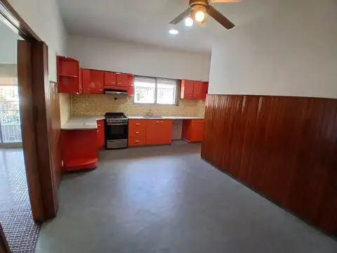 Depto Tipo Casa en Alquiler en Villa Devoto, $ 1.600.000