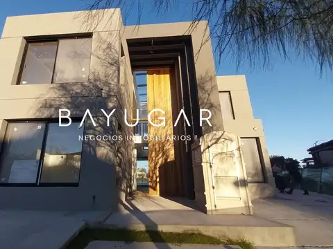 Casa en Alquiler en El Canton - Norte, USD 3.800