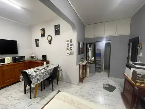 Depto Tipo Casa en Venta en Los Hornos, USD 25.000