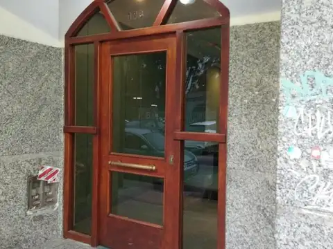 Remedios De Escalada 173 , Piso 2