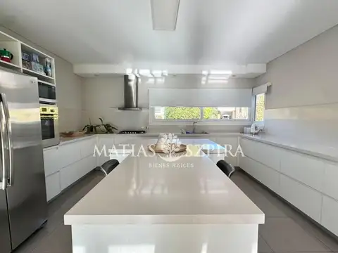 Casa en Venta de 5 dormitorios