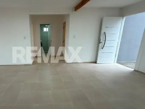 VENTA CASA 2 DORMITORIOS B° LAS LILAS - PLOTTIER