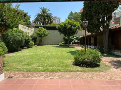 Casa en Venta en Bernal, USD 390.000
