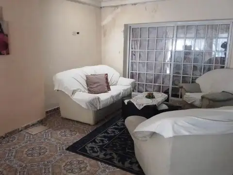 Casa en Venta en Villa General Mitre, USD 165.000