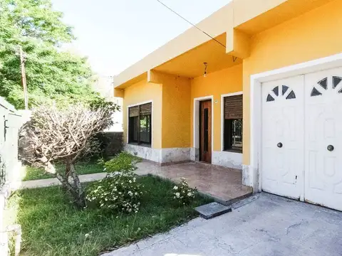 Casa en Venta en Burzaco, USD 85.000