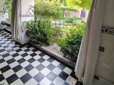 Casa en Alquiler de 4 dormitorios