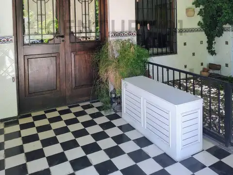 Zeballos 1400, Piso 0