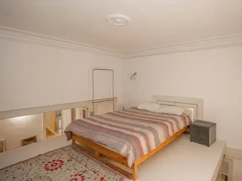 Depto Tipo Casa 5 ambientes con 2 baños