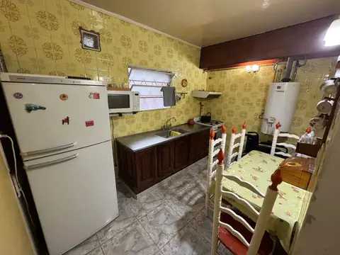 VENTA DE 2 CASAS  EN BELLA VISTA