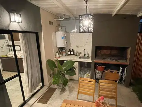 Duplex jardin y cochera . Leasing