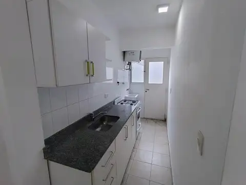 Depto Tipo Casa en Alquiler de 1 dormitorio