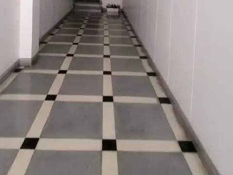 ALQUILER DEPARTAMENTO DOS AMBUIENTES CON PATIO
