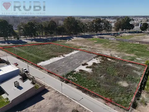 Terreno sobre ruta 7 - Centenario