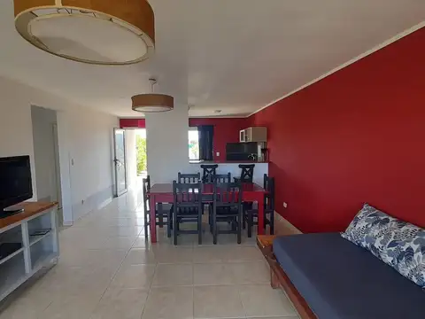 Depto Tipo Casa 3 ambientes con 1 baño