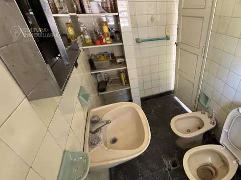 Casa 4 ambientes con 1 baño