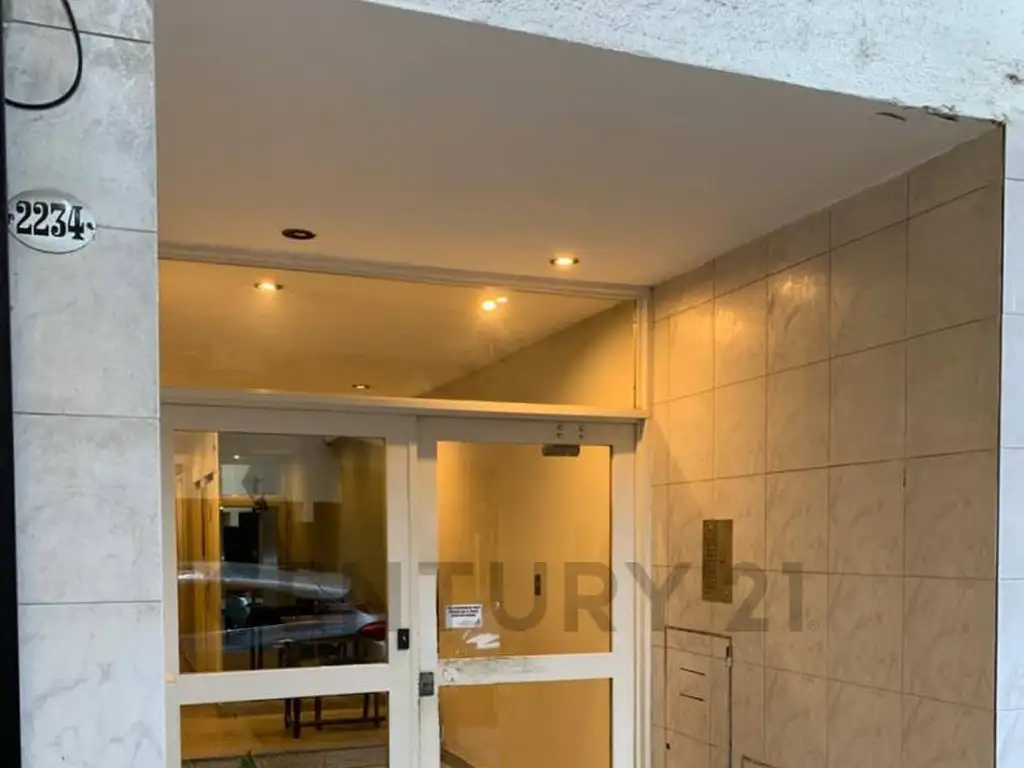 Arenales 2200, Piso 2