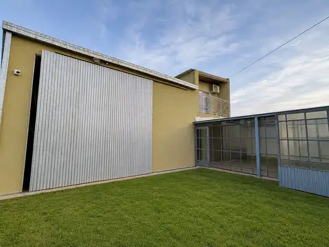Calle Pincén 1000