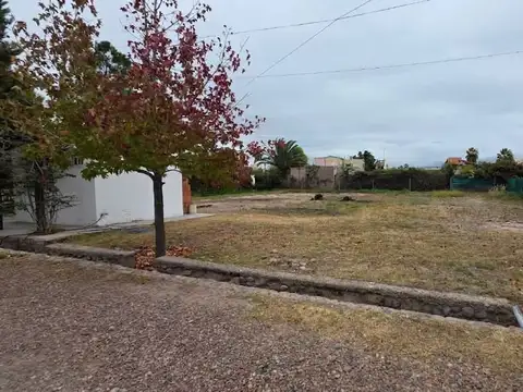 TERRENO EN VENTA BARRIO LA CARMELA - GUAYMALLEN