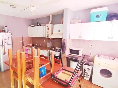 Casa 4 ambientes con 1 baño