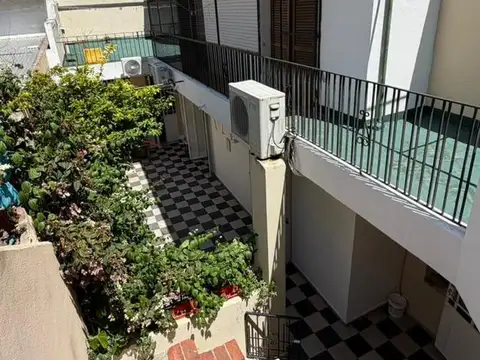 Casa totalmente reciclada y lista para ingresar