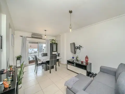 VENTA DEPTO 2 AMB IMPECABLE - A.CREDITO - PERMUTA
