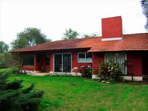 Casaquinta (2 Chalets) en Parque Alvear I