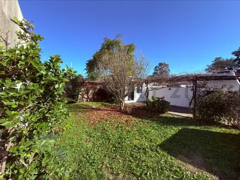 Casa en Venta en Joaquin Gorina, USD 100.000