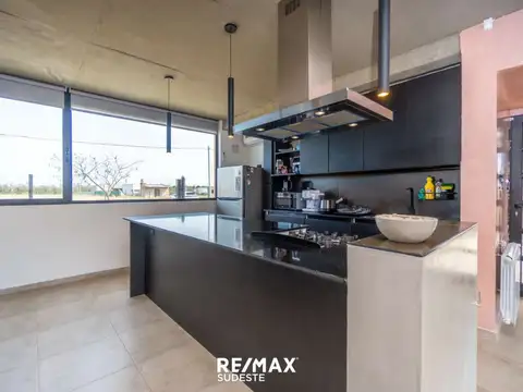 VENTA CASA EXCELENTE BARRIO PETRONA PREMIUM