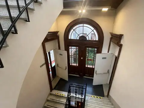 Venta Hostel 1675 m2 habilitado a pasos 9 de Julio