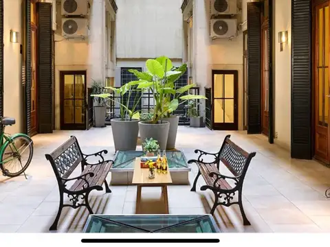 Venta Hostel 1675 m2 habilitado a pasos 9 de Julio