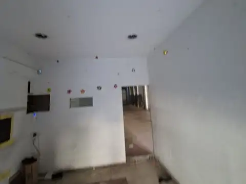 Galpon en Venta 8,66  mts Frente