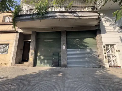 Galpon en Venta en Versalles, USD 220.000