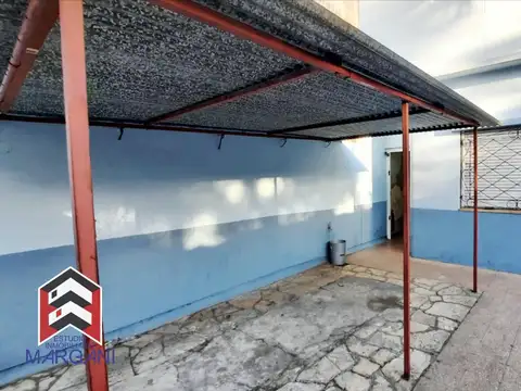 Casa 3 AMB c/ E. Vehiculo- s/ Lote 164m2-EXCELENTE UBICACION