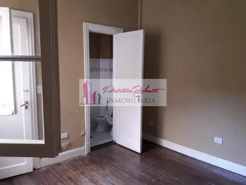 Av Belgrano 1800, Piso 1