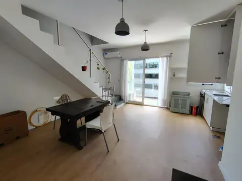Alquiler de 2 ambientes en duplex en Vicente Lopez