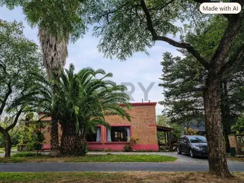 Casa en Alquiler en Barrio de Santa María, USD 1.800