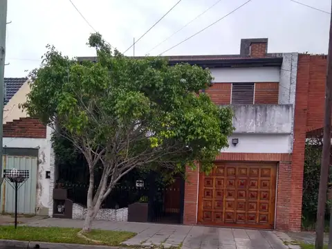 Casa - Venta - Argentina, Lanús - MENDOZA 1951