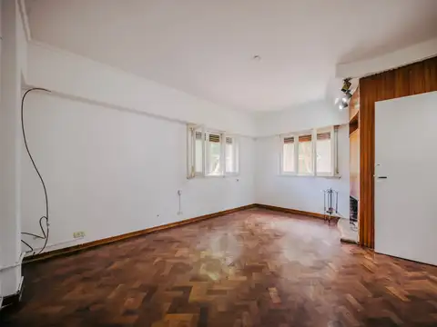 Depto Tipo Casa en Venta 70 años