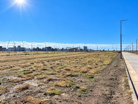 Terreno en Venta en Luzuriaga, USD 18.000