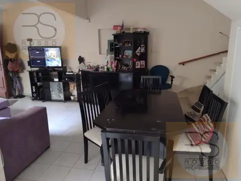 Depto Tipo Casa en Venta en Ramos Mejia Sur, USD 150.000