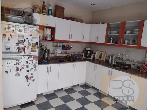 Depto Tipo Casa en Venta de 4 ambientes