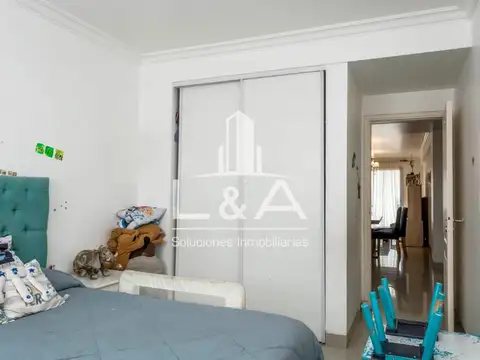 Departamento 4 ambientes con 2 baños